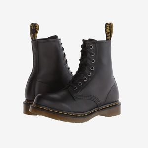 Dr. Martens 1460 W Boots
